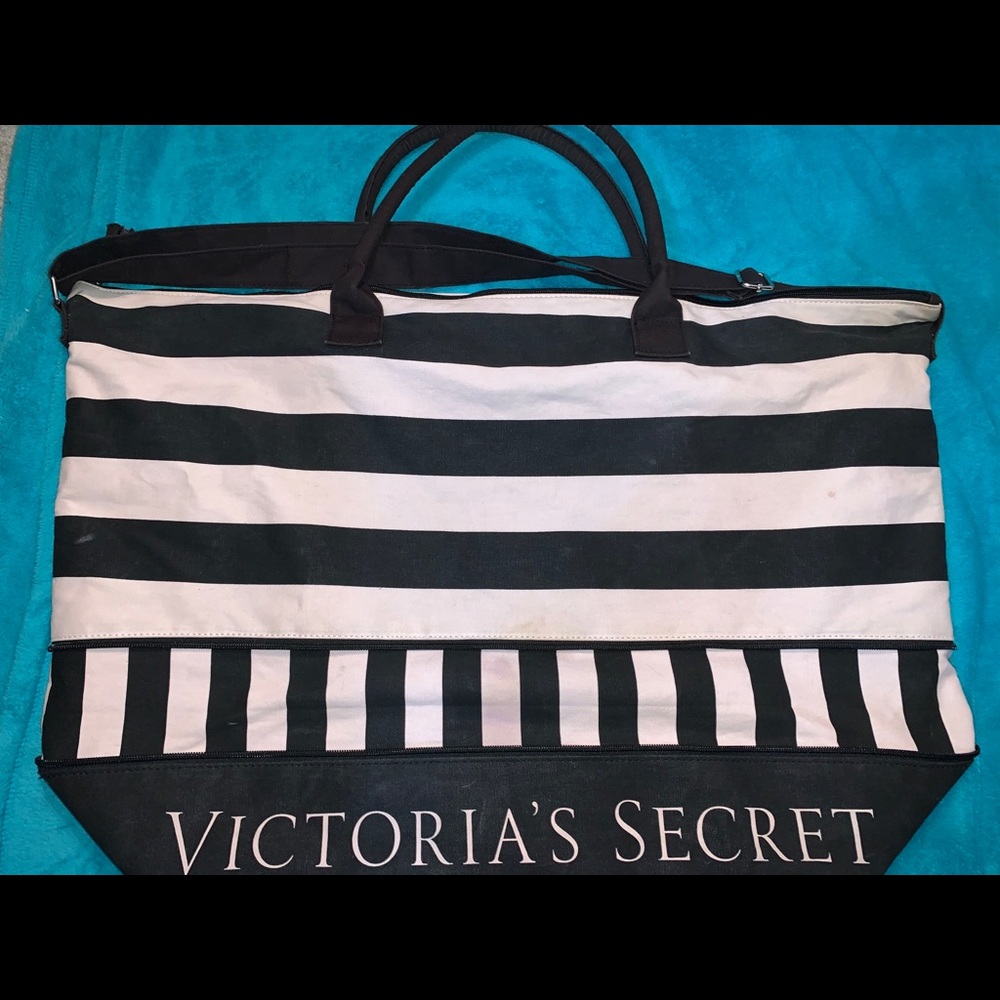 Victoria’s Secret Overnight Bag